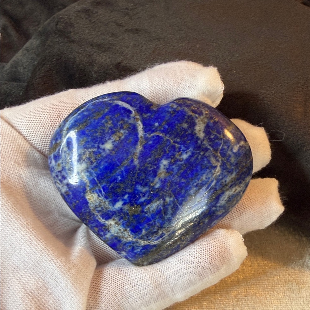 Natural Earth Mined Polished Heart palm Stone 2.5”